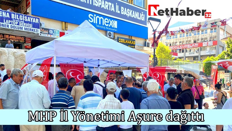 MHP İl Yönetimi Aşure dağıttı